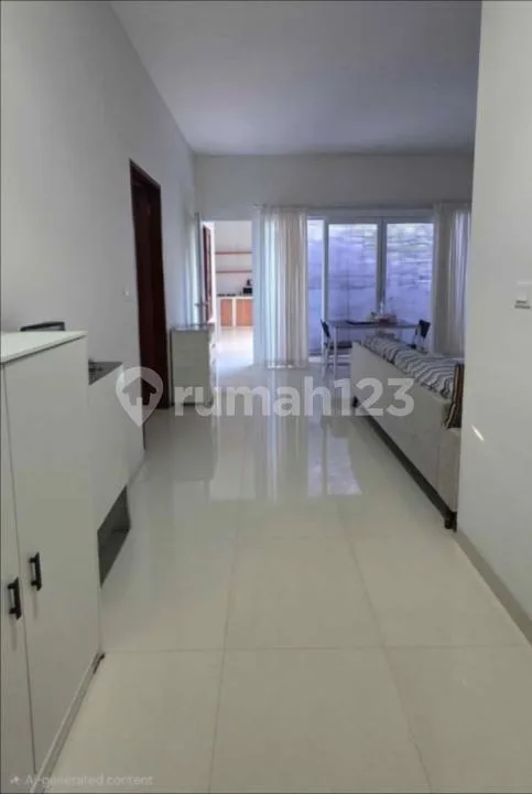 K925 Sewa Rumah Jalan Pengubugan Kerobokan Kuta Badung Bali Dekat Canggu Denpasar Dalung Tabananfully Furnished Small Simple Villa In - Image 2 of 4