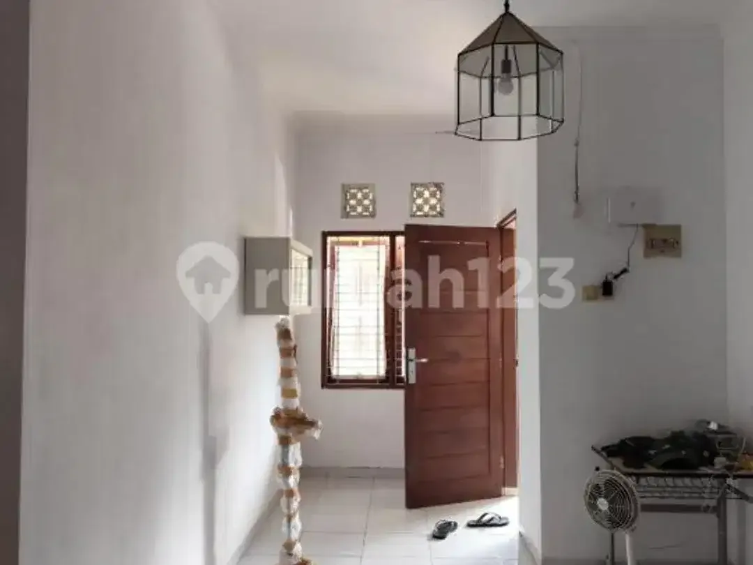 Rumah Estetik Area Perumahan Sejuk dan Ramah Keluarga - Image 2 of 10