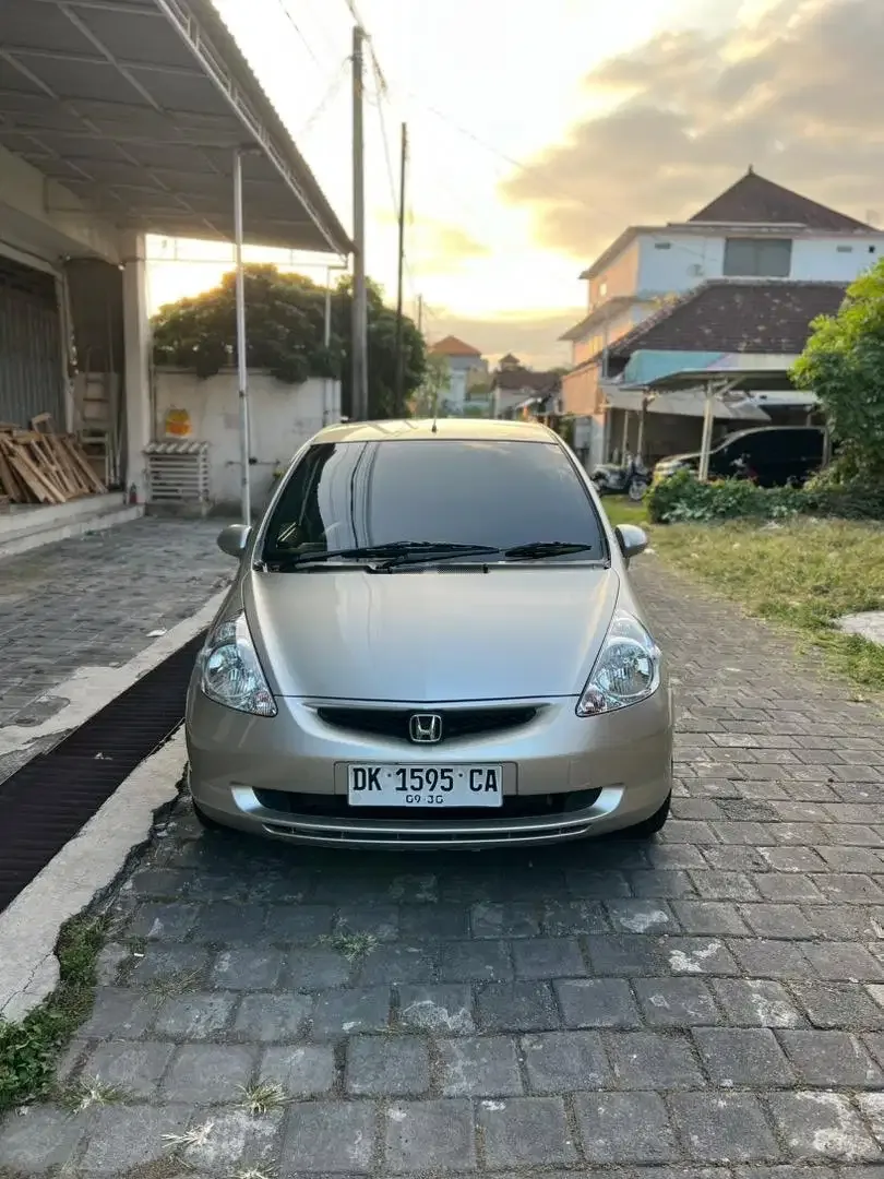 Honda Jazz idsi 2004 manual - Image 2 of 9