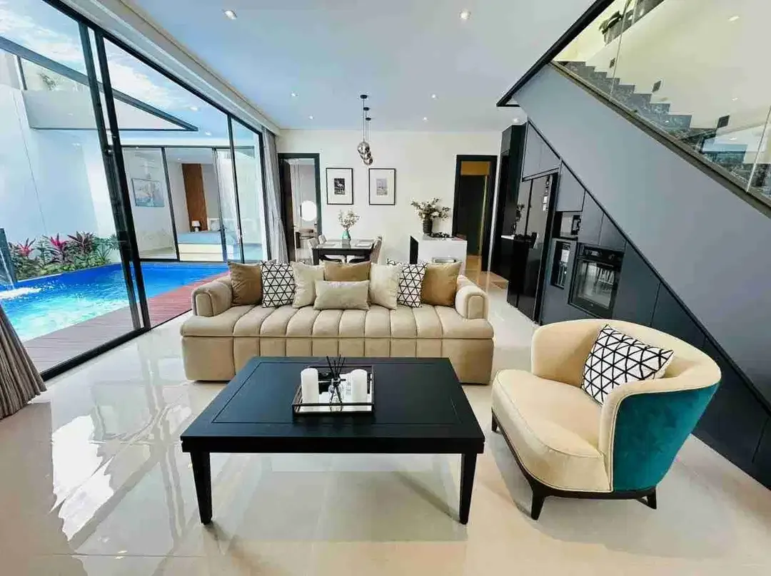 Jual Villa 2lt Furnished lokasi di Canggu Berawa area Investasi Strategis. hb - Image 5 of 10