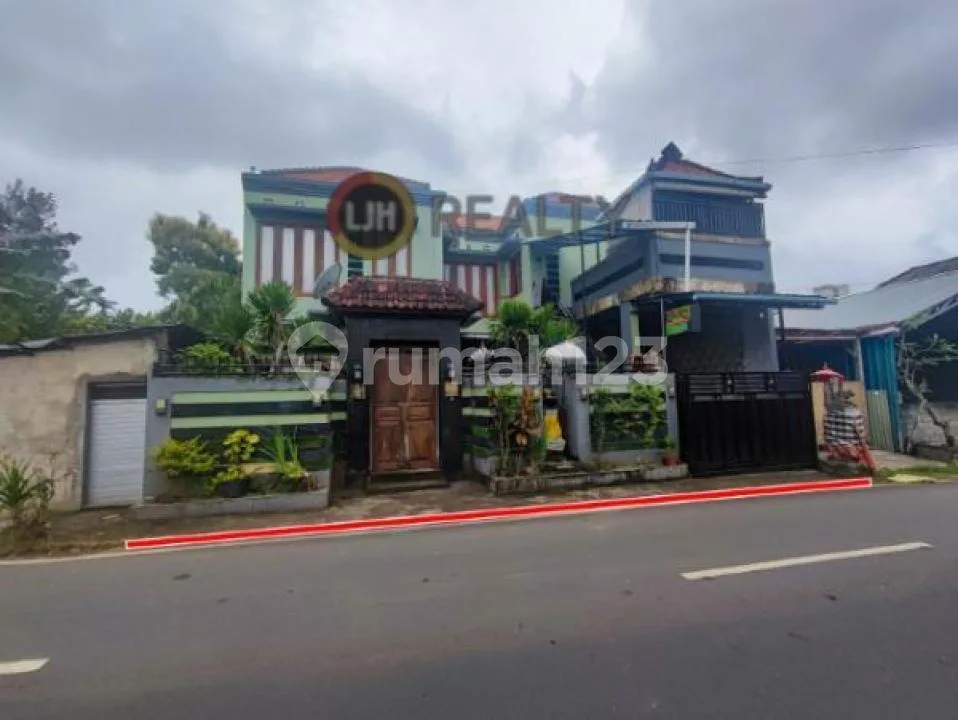 4 Bedrooms House For Sale At Jimbaran, Strategic Location, Well Maintained, Only 10 Minutes To Gwk Bali - Image 1 of 4