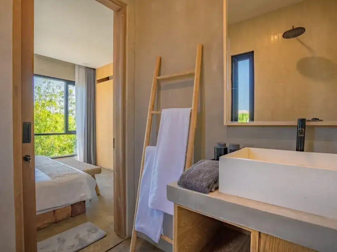 VILLA BEST INVESTMEN FURNISHED LOKASI DI JIMBARAN BALI - Image 4 of 10