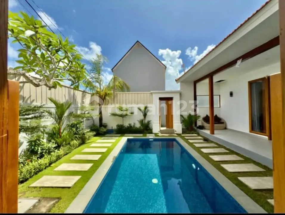 Villa 2 Kamar Disewakan di Cemagi Bali - Private Pool, Semi Furnished - Image 1 of 4