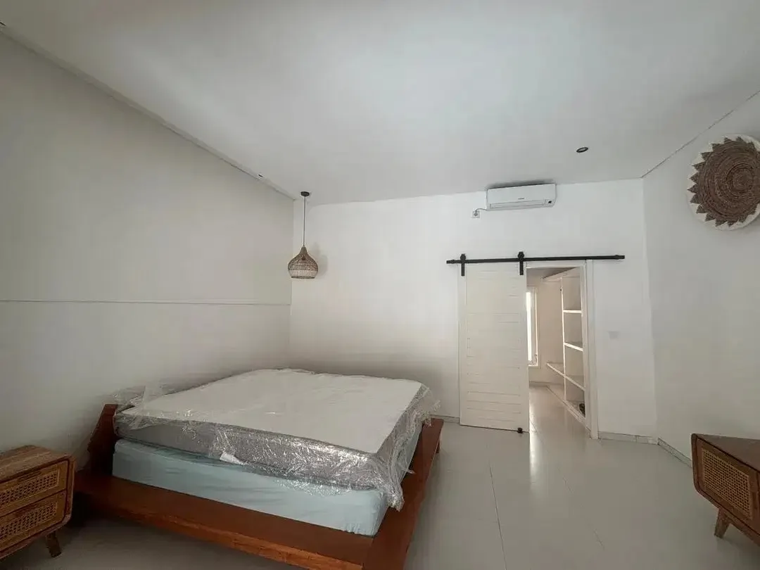 SUB LEASE 15 YEARS APARTEMENT CLOSE TO SEMINYAK - Image 4 of 9