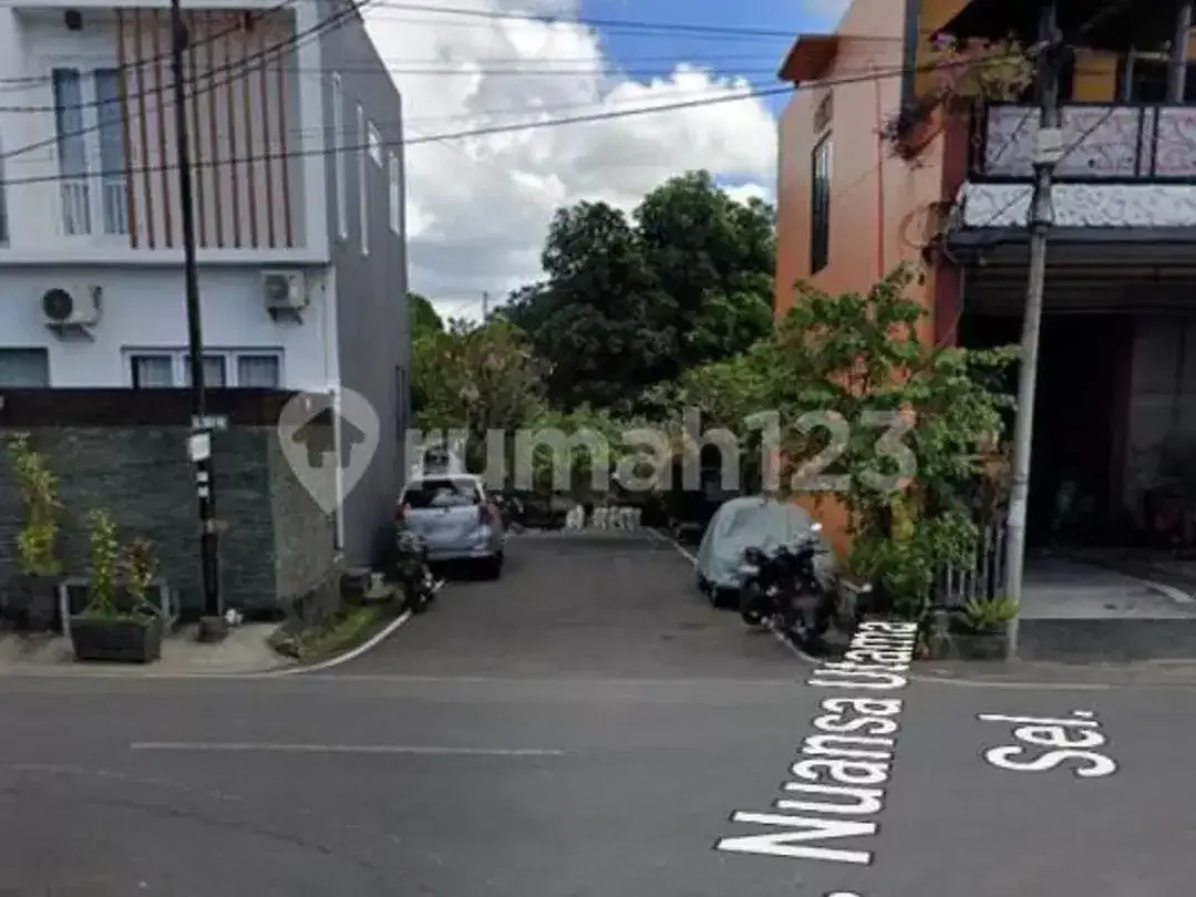 Rumah Mewah Hunian Jangka Panjang Dijalan Utama Taman Griya - Image 5 of 5