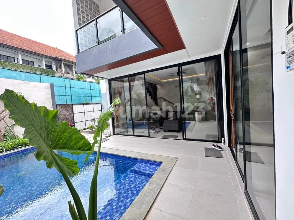 Leasehold 15 Years Modern Villa Furnished In Beachside Sanur Denpasar - Image 3 of 4