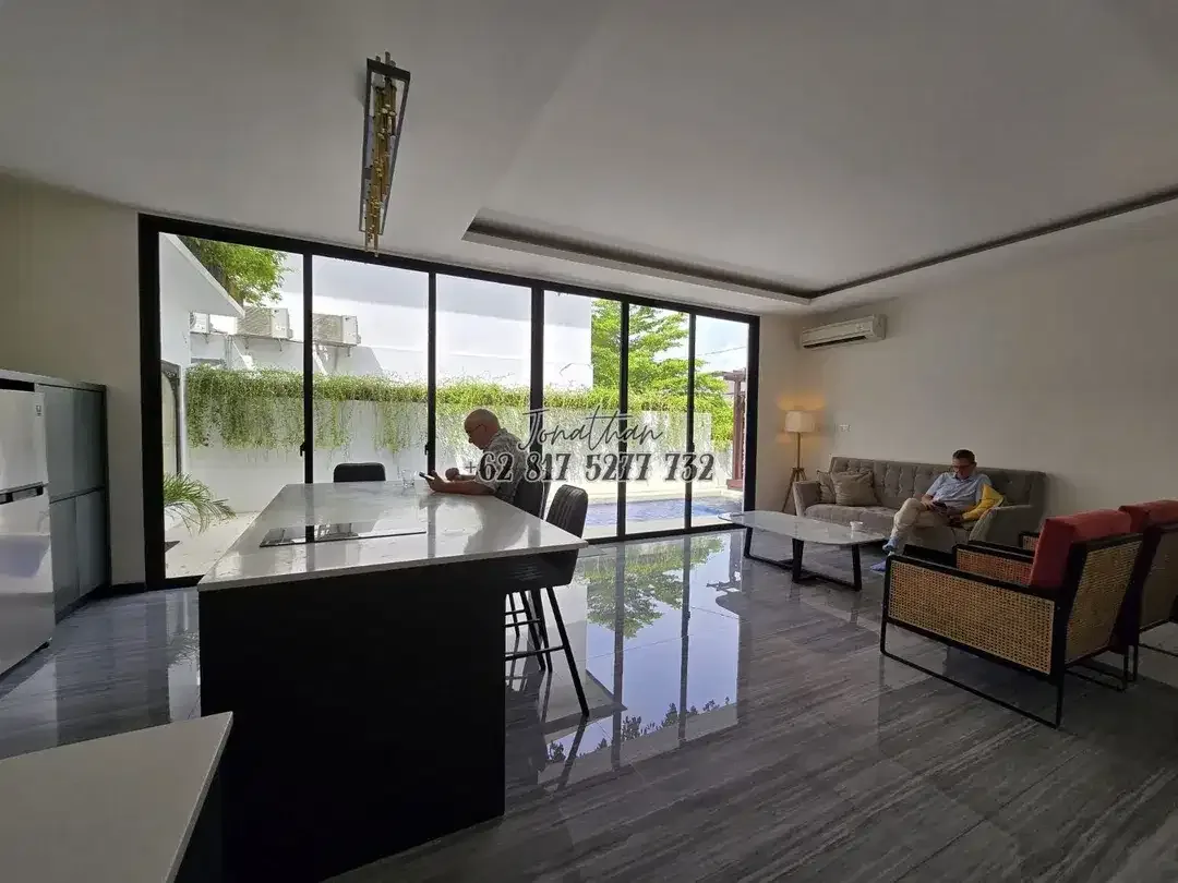 Dijual dan Disewakan Rumah Tropical Modern SHM Private Pool di Bukit Damai Jimbaran Bali - Image 6 of 10