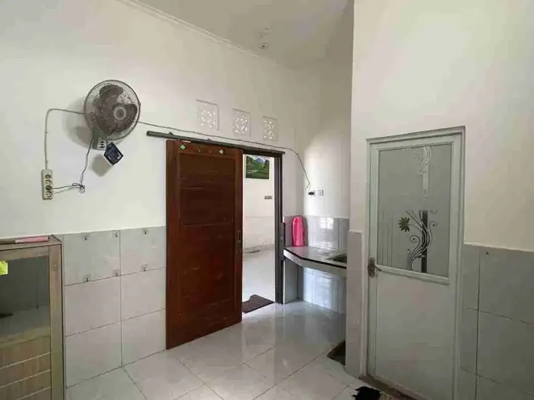 dijual kos kosan 8 kamar di Taman Griya dekat club jimbaran - Image 5 of 10