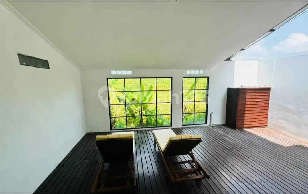 Villa Nyaman di Jln Tumbak Bayuh 2 KT Siap Huni - Image 2 of 4