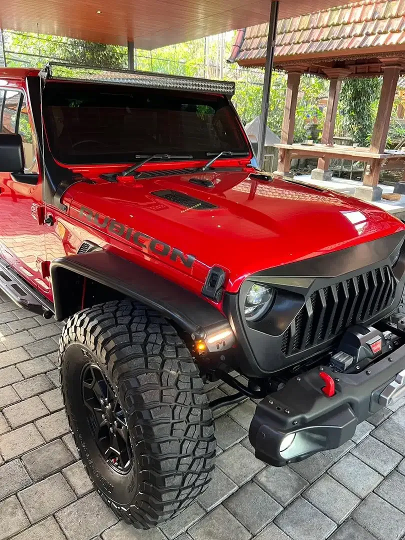 DP 599 JT JEEP RUBICON GLADIATOR 4X4 2020 AT RED - Image 4 of 10