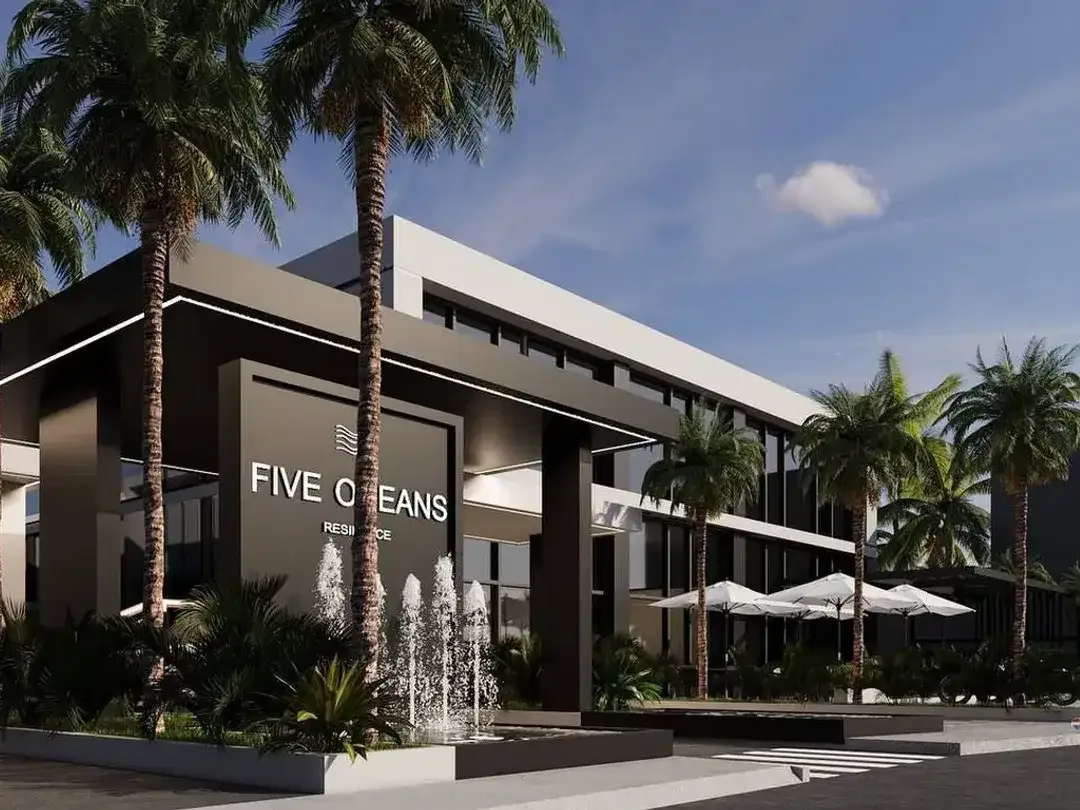 Premium 2-Br Villa With Garden For 35-Year Leasehold In Canggu - Image 1 of 7