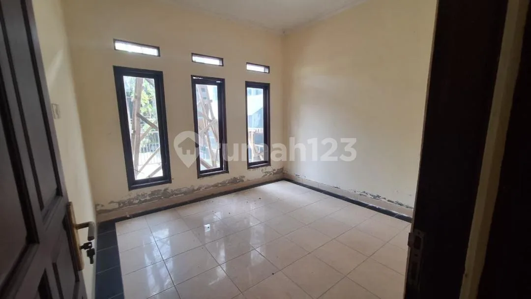 Rumah Jalan Kaliasem Gianyar Cocokk Keluarga Kecil - Image 3 of 4