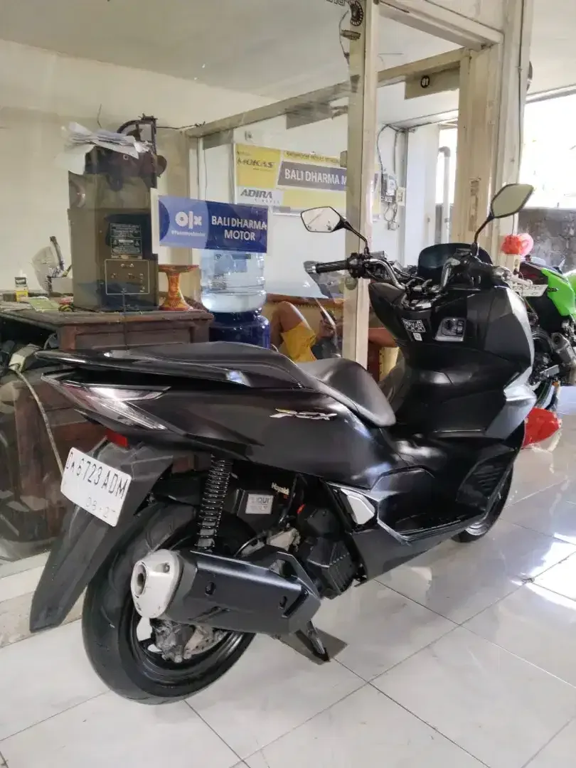 DP 4 JT / BUNGA MENURUN 2% / HONDA PCX 160 TAHUN 2022 - Image 5 of 7
