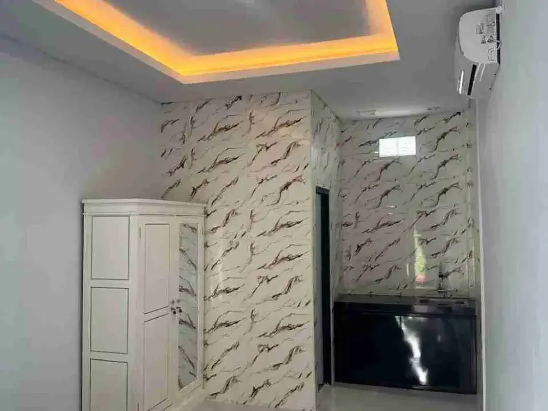DIJUAL RUMAH KOST ELITE LANTAI II DI ABIANBASE BADUNG FULL PENYEWA TINGGAL PETIK HASIL SAJA DEKAT KE TUMBAKBAYUH CANGGU - Image 4 of 10