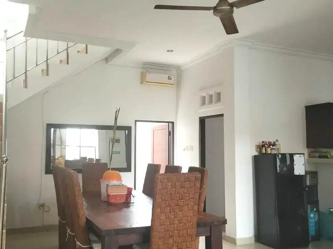 DIJUAL DAN DISEWAKAN RUMAH ATAU VILLA DI PADANGSAMBIAN KLOD DENPASAR - Image 2 of 9