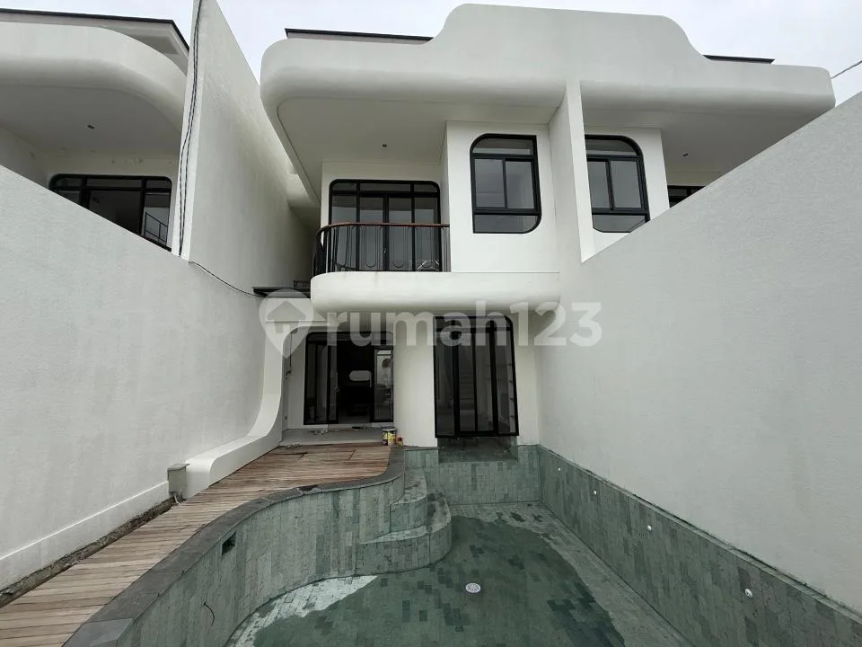 Yearly Rental Villa Berawa Canggu 3 Bedrooms - Image 4 of 4