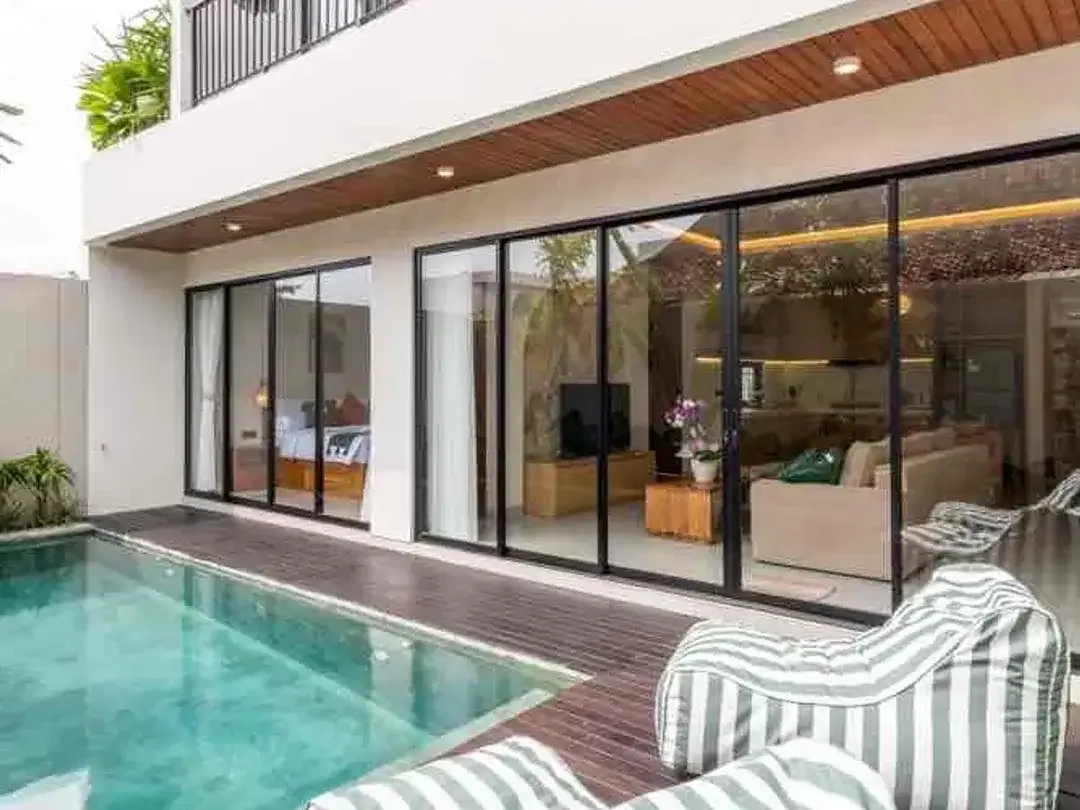 DISEWAKAN – VILLA MODERN MEDITERRANEAN 3 KAMAR | MUNGGU - Image 2 of 10