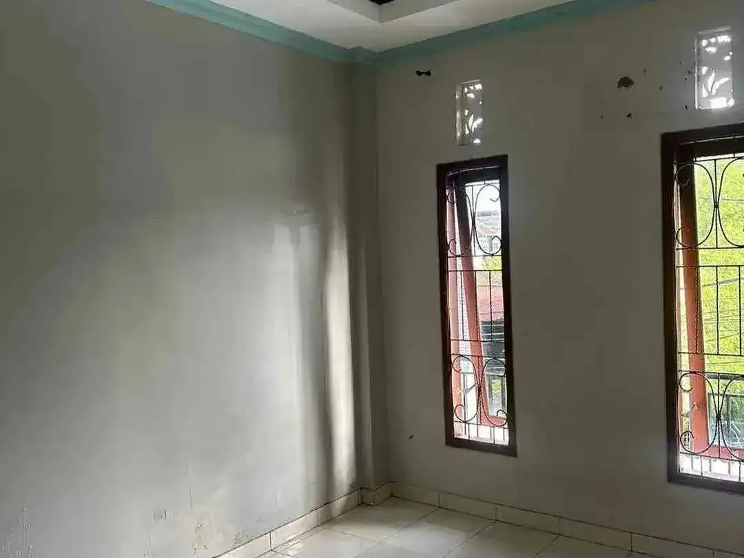 For Sale

Rumah  minimalis pusat kota malboro teukumar barat Denpasar - Image 5 of 7