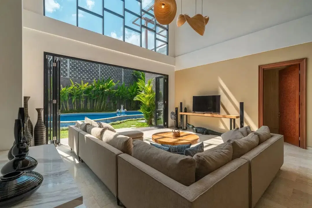 4 BEDROOMS VILLA TIKA FOR SALE IN BALI BANJAR SEMER - Image 3 of 10