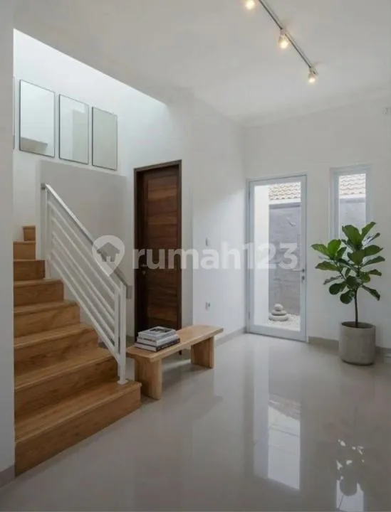 Rumah Lantai Dekat Renon dan Sanur Denpasar Bali - Image 3 of 4
