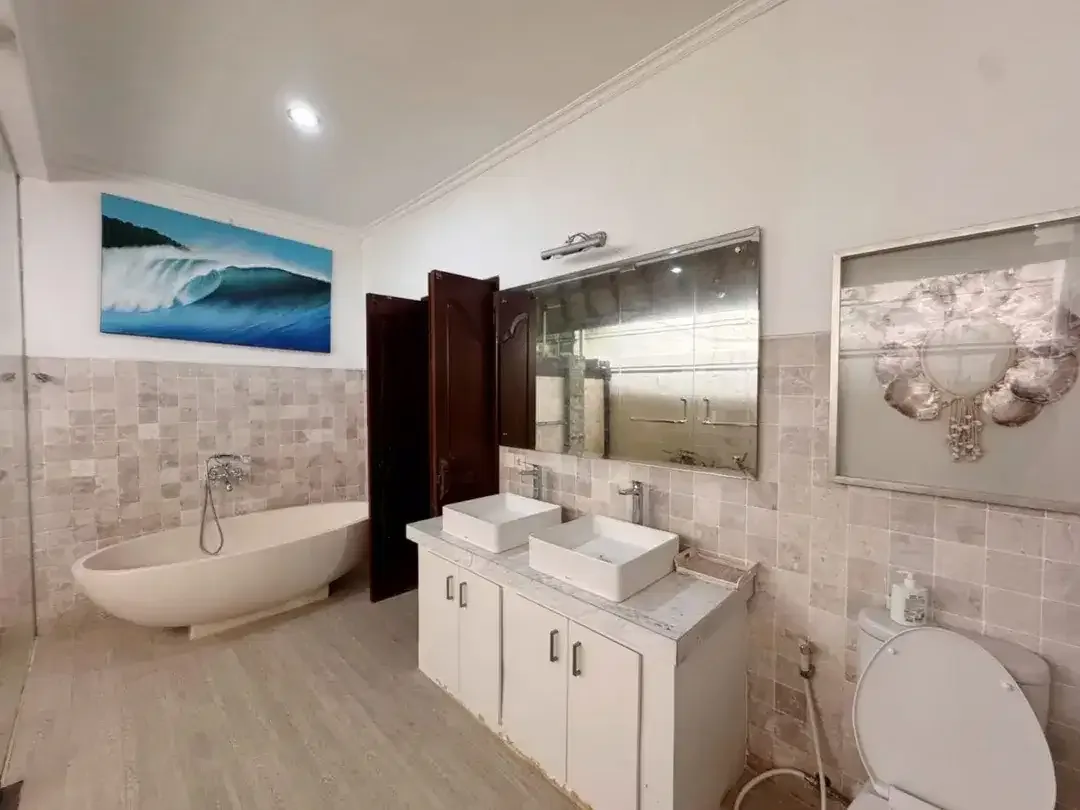 5.75 Are Freehold Villa in Umalas Klecung - Image 5 of 10
