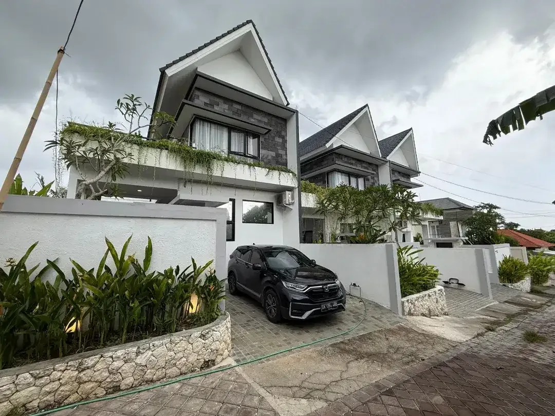 Dijual Villa One Gate di Siligita Nusa Dua - Image 1 of 10