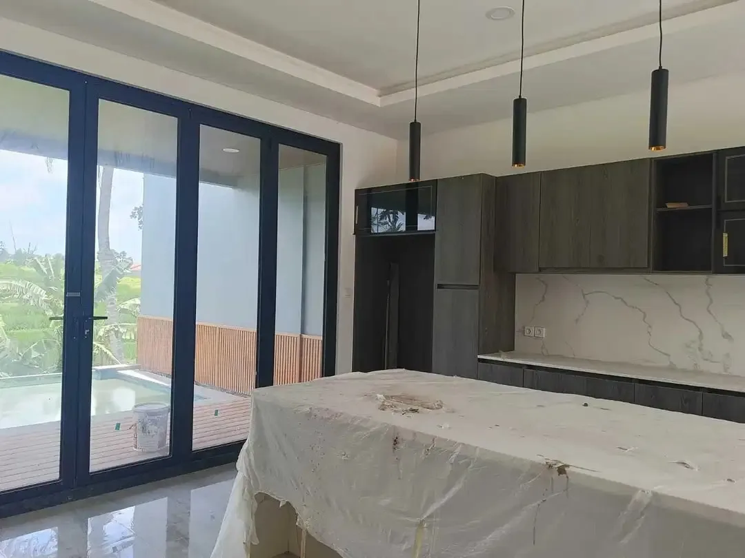 VILLA READY UNIT FURNISHED 2LT VIEW SAWAH LOKASI PERERENAN CANGGU - Image 6 of 10