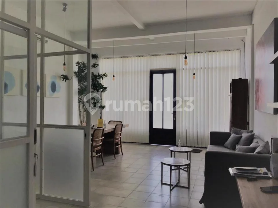 Jual/Sewa Ruko 2 LT Kunti Ii Seminyak | SHM Hadap Jalan Utama - Image 2 of 4