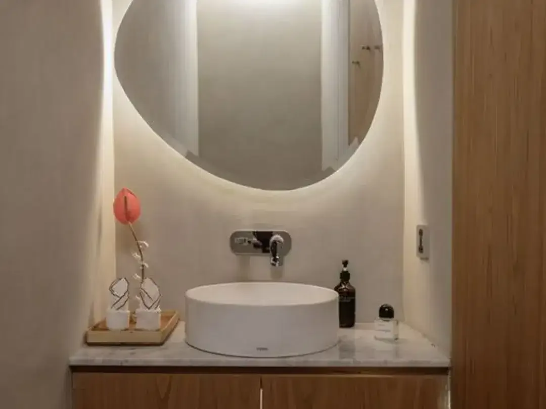 Modern 2 Bedroom Townhouse Leasehold 23 Years In Berawa, Canggu - Image 7 of 10