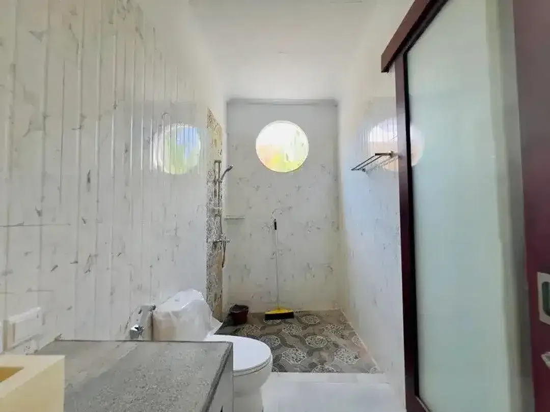 Modern 3 Bedroom Villa with Rice Field Views – Cemagi Leasehold 20 years - Image 9 of 10