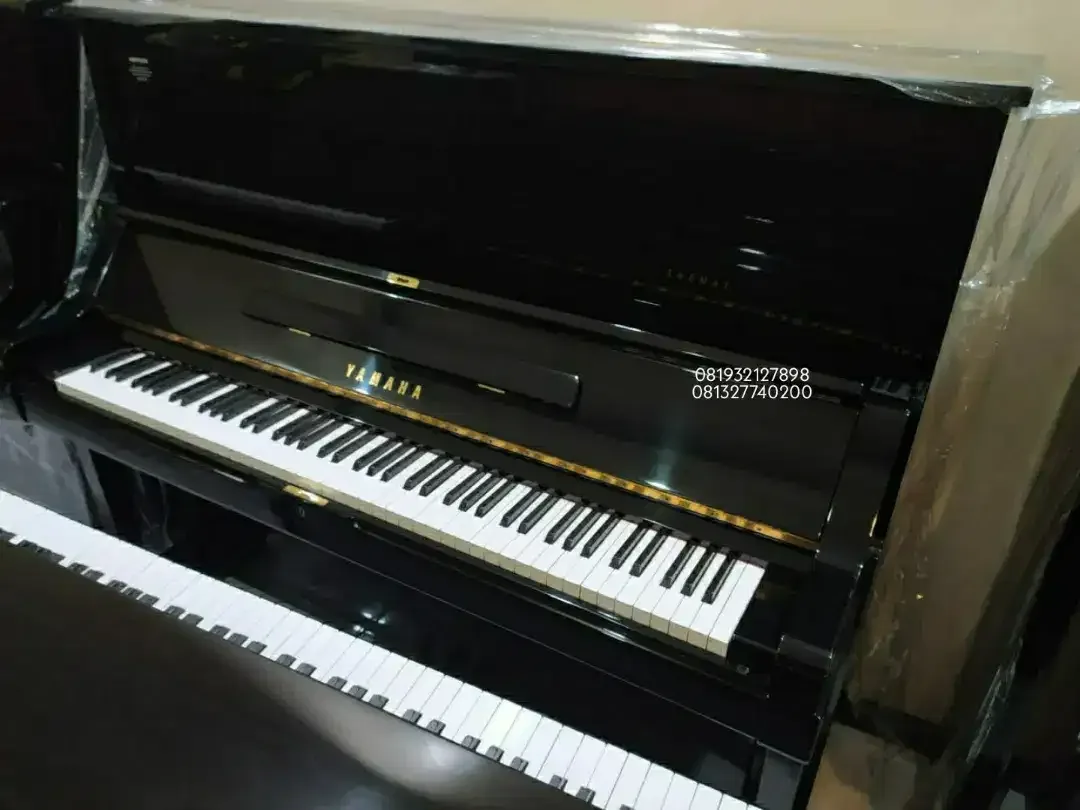 Piano Yamaha UX Japan Professional Semi Grand - Image 1 of 3