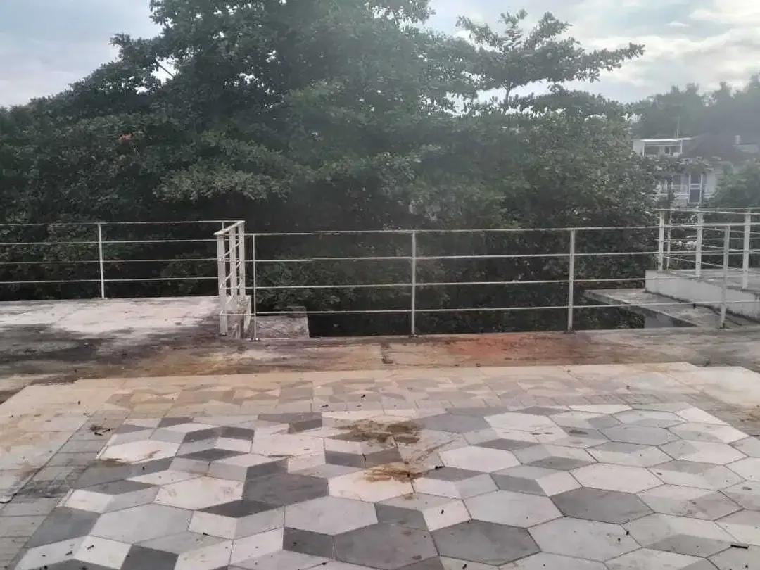 Di jual rumah 5 Bedroom di area Cekomaria dekat living word, Denpasar - Image 6 of 10