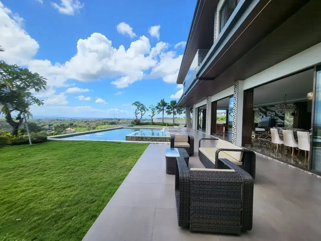 LUXURY VILLA 4 LANTAI VIEW OCEAN AIRPORT DI PURI GADING JIMBARAN DEKAT GWK - Image 6 of 10