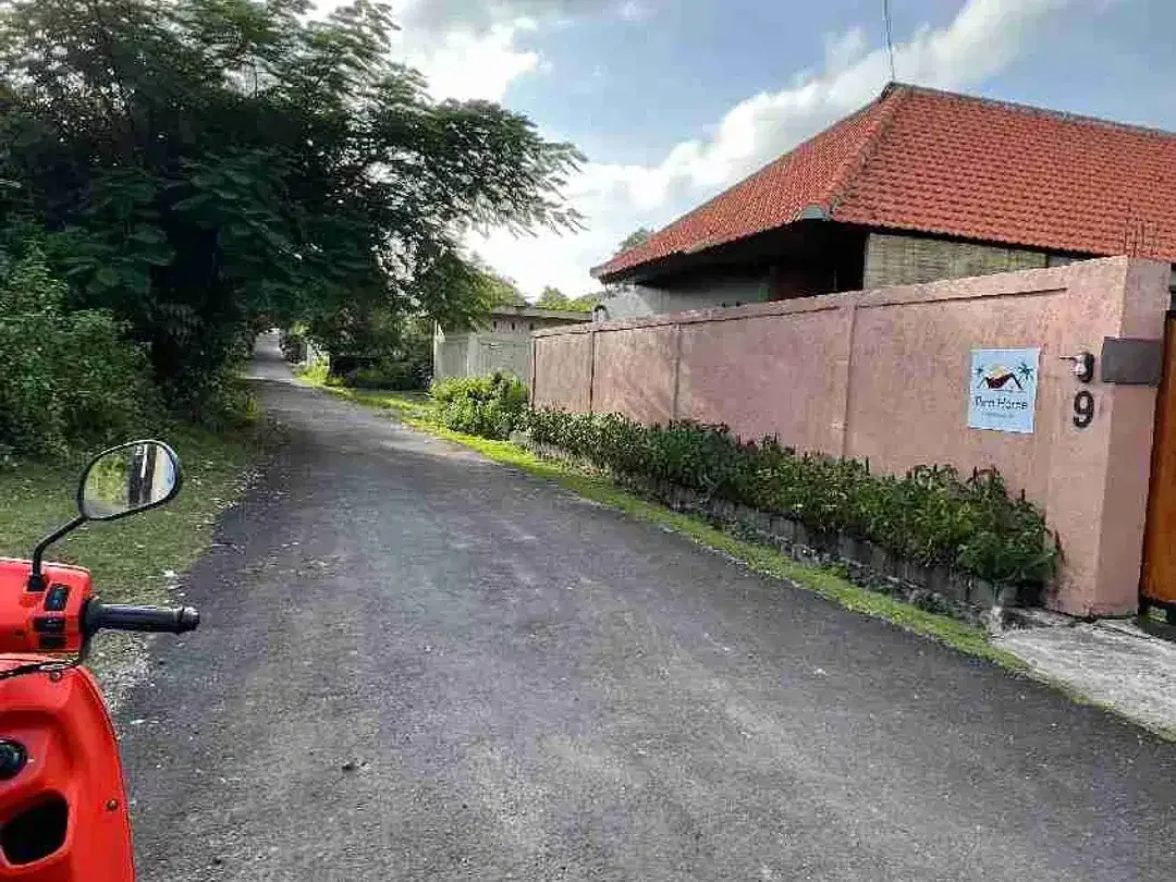 Dijual Tanah 200m2 View GWK untuk Villa - Image 1 of 10