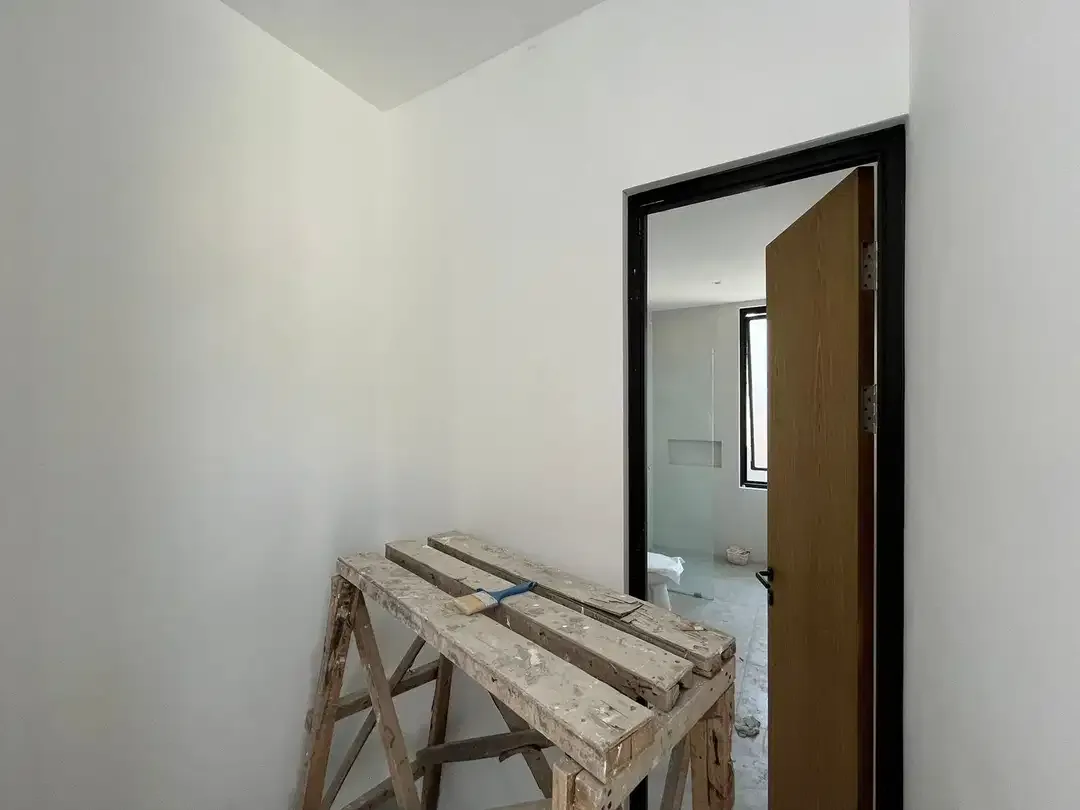 BARU - VILLA 2 KAMAR MODERN MINIMALIS UNGASAN DEKAT JIMBARAN BALI - Image 4 of 10
