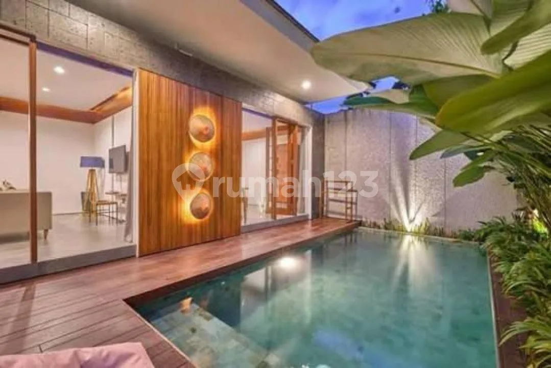 Villa di Selatan Ubud Garasi Full Furnished Ada Kolam Renang - Image 4 of 4