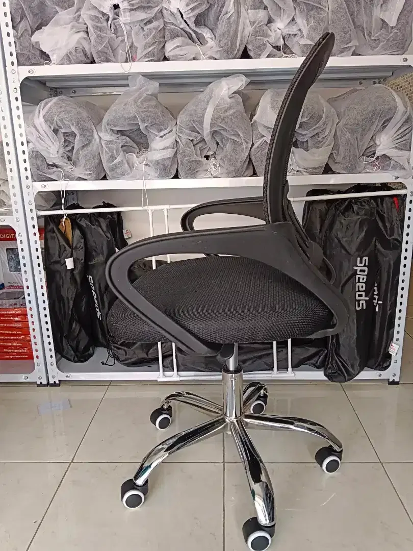 Kursi Kantor/Belajar/Kerja Hidrolik Putar Ergonomis UK.56x56x94cm - Image 3 of 5