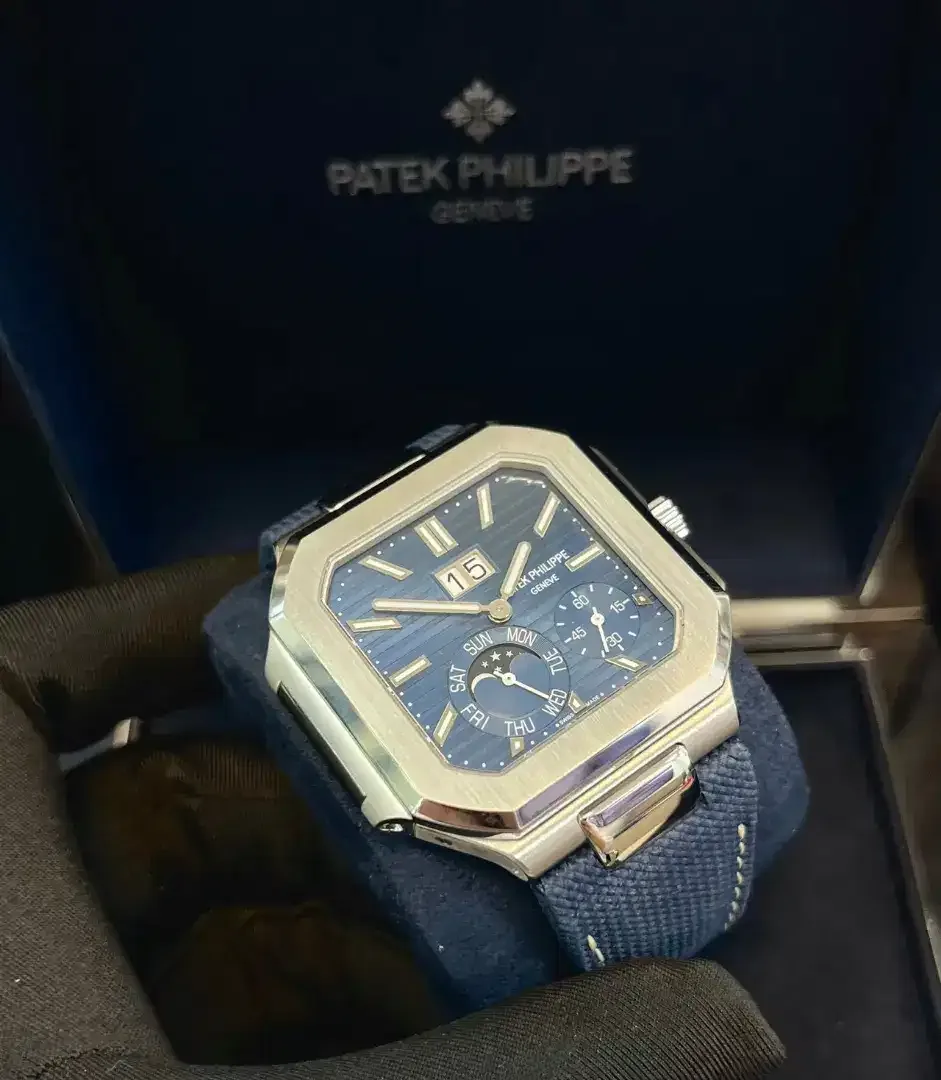 NEW PATEK PHILIPPE CUBITUS BLUE RUBBER - Image 3 of 8