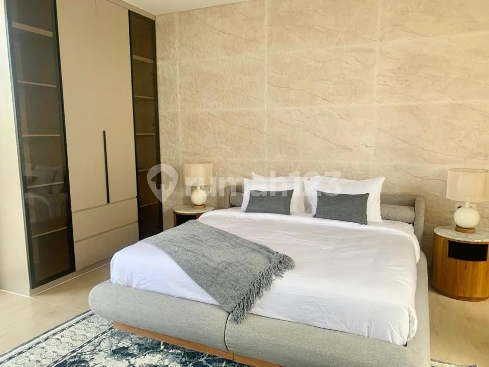 Dijual Hunian Rumah Mewah Bebas Banjir Furnished Dekat ke Pantai - Image 3 of 4