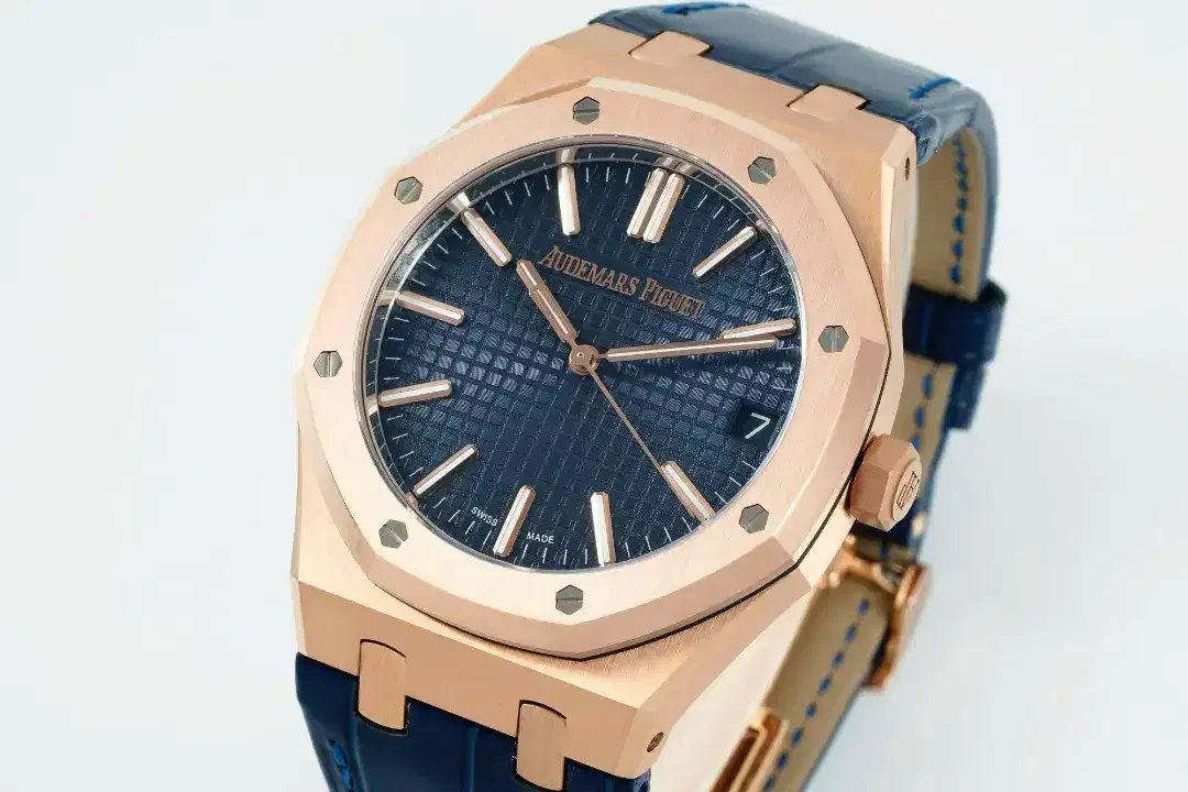 AUDEMARS PIGUET CLASSIC ROYAL OAK BLUE - Image 3 of 6