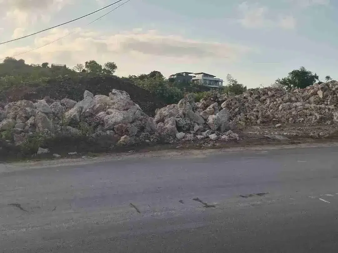dijual tanah 34 are IDR 525 juta per are dekat pantai green bowl Ungasan Kuta Selatan Badung Bali - Image 4 of 5