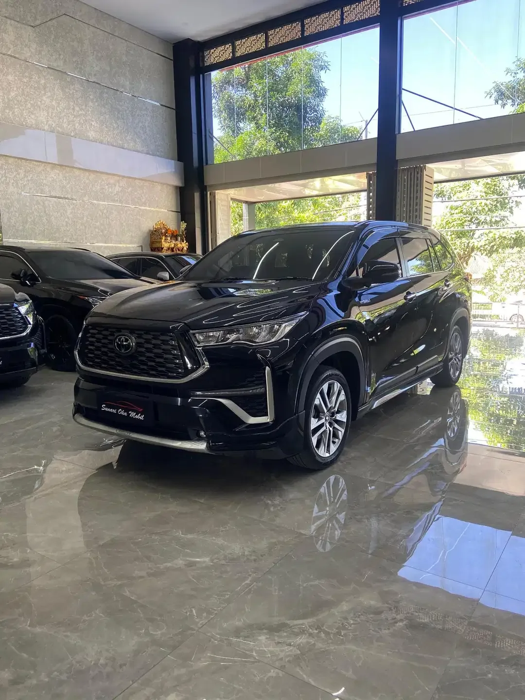 INNOVA ZENIX Q HYBRID TSS MODELISTA 2024 ASLI BALI - Image 1 of 10