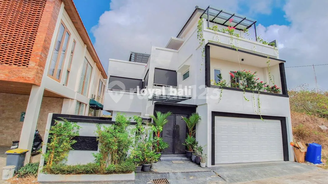 Villa, Modern Villa With Elegance Design In Benoa, Bali - Image 1 of 4