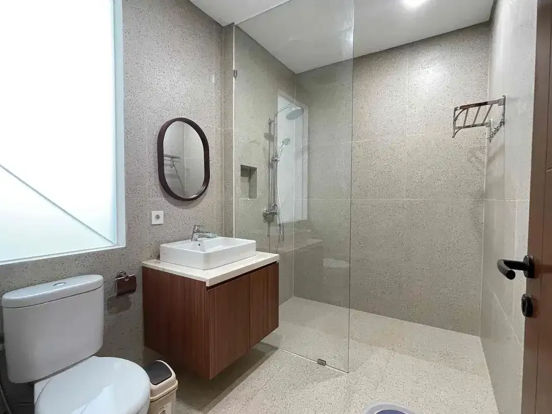 Dijual villa baru dgn view sawah di Seminyak - Image 6 of 10