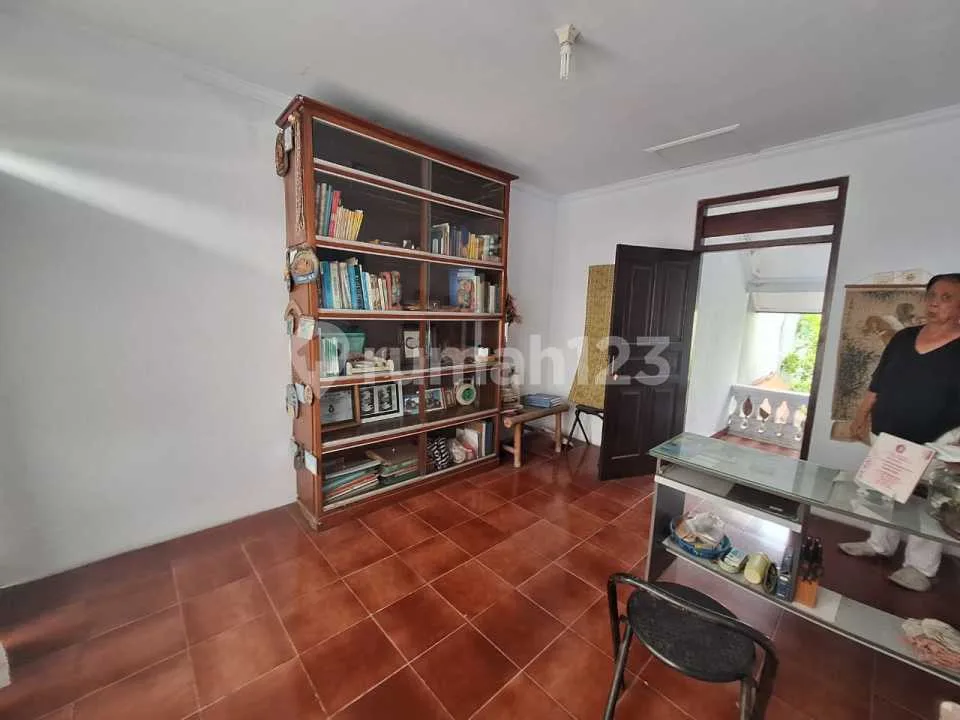 Rumah Dijual di Jl. Utama Gunung Rinjani Denpasar | SHM | Luas Tanah 205 MÂ² | Cocok untuk Kost, Usaha & Hunian - Image 4 of 4