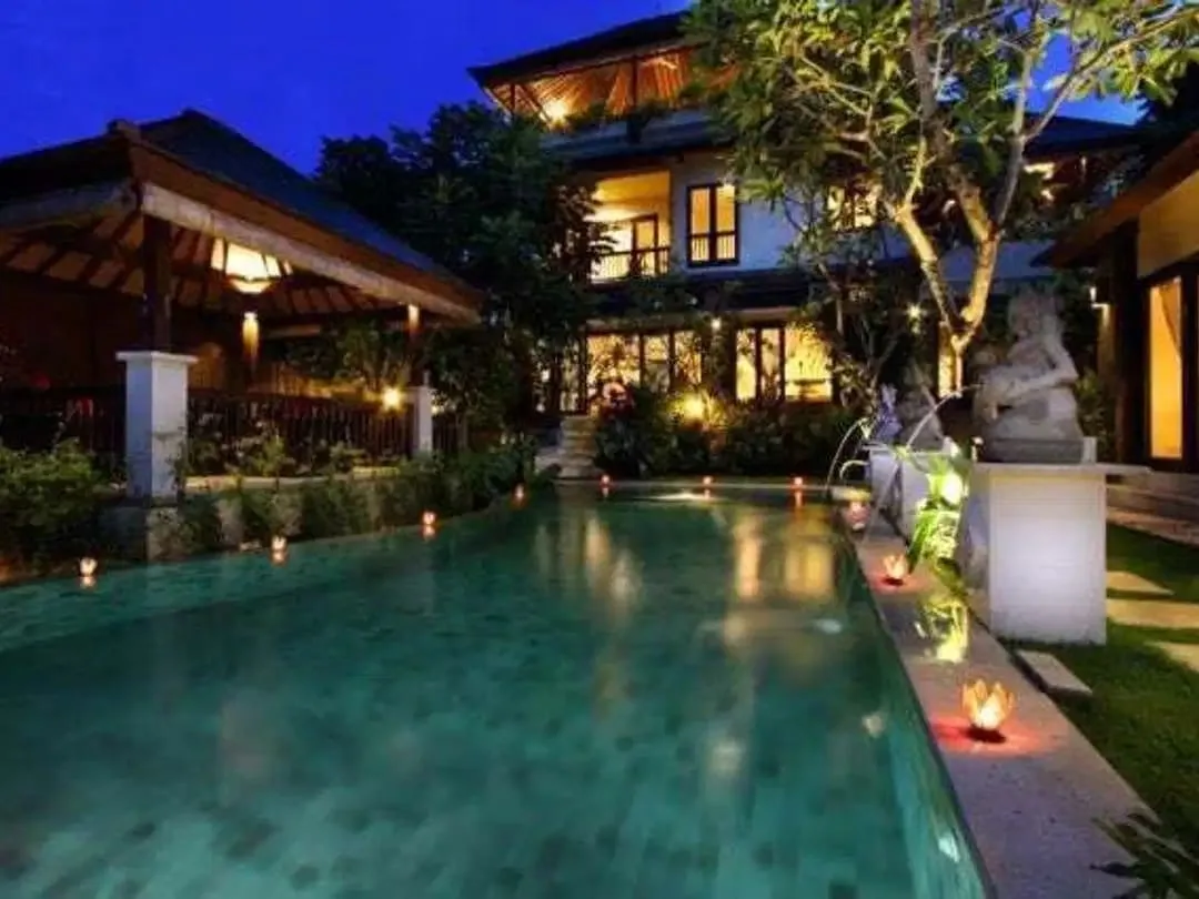 Villa Besar Uluwatu dgn Pemandangan Laut - Image 4 of 9