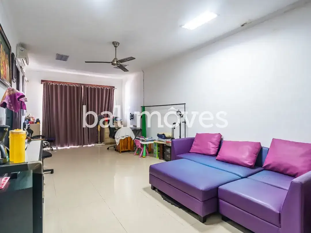 Dijual Rumah Empat Kamar Tidur Di Renon - Image 1 of 10