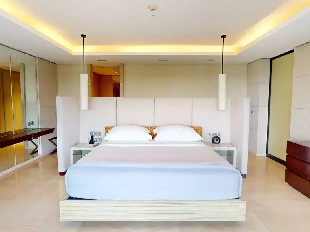 Leasehold - Oceanfront Luxury Serene 2 Bedroom Residence with Sunset Views in Canggu - Image 8 of 10