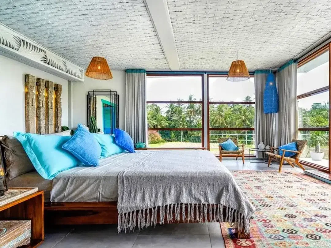 LEASEHOLD | LUXURY 5-BEDROOM VILLA WITH RICE FIELD VIEWS - TANAH LOT - Image 7 of 9