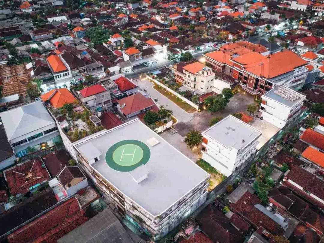 Jual GEDUNG ex KANTOR 79,47 ARE di jln RAYA WR SUPRATMAN Denpasar Bali - Image 3 of 10